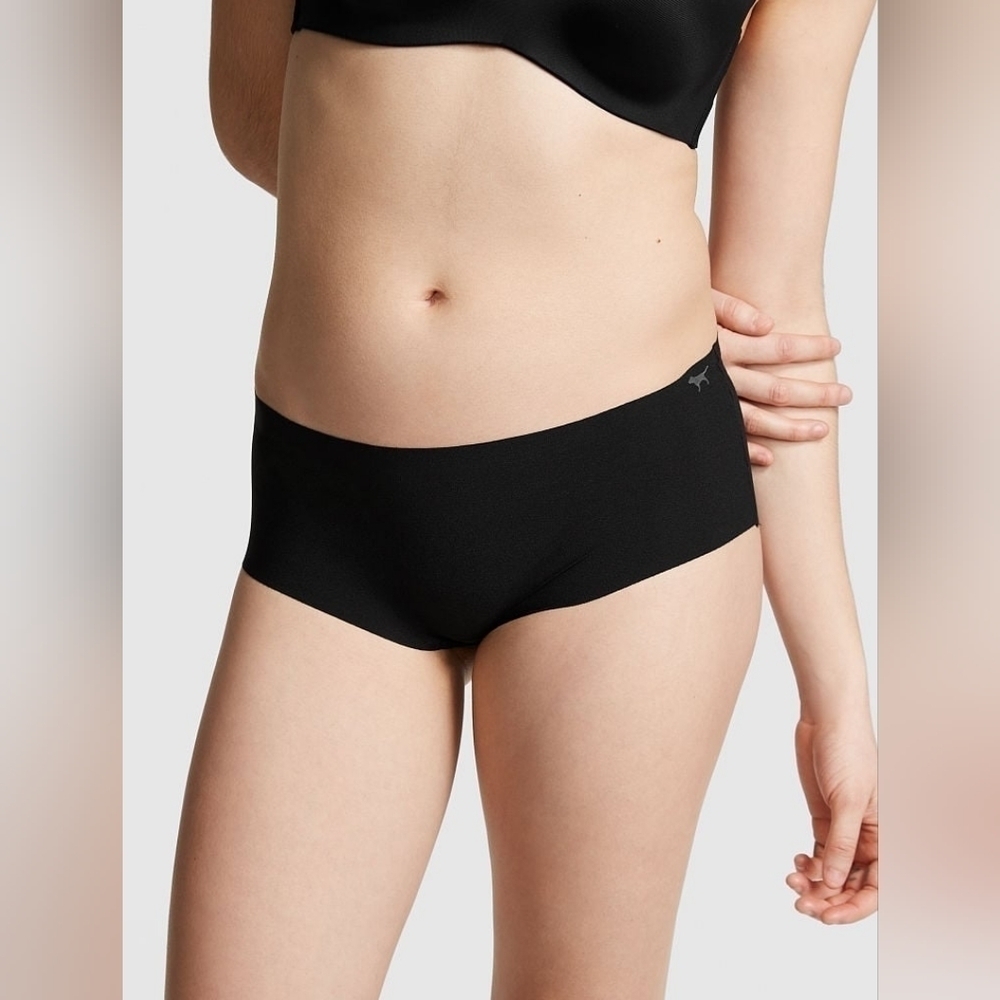 VS PINK NO SHOW BOY SHORTS- XL ONLINE ONLY!!